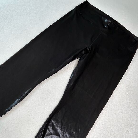 Fabletics Women's Size 3X Define PowerHold Shine Leggings Black - Picture 1 of 7